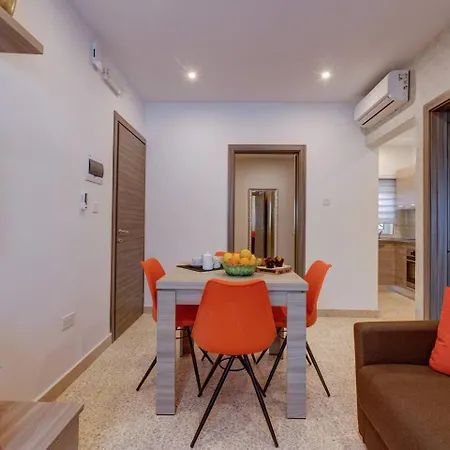 Uptown By Homely Apartman