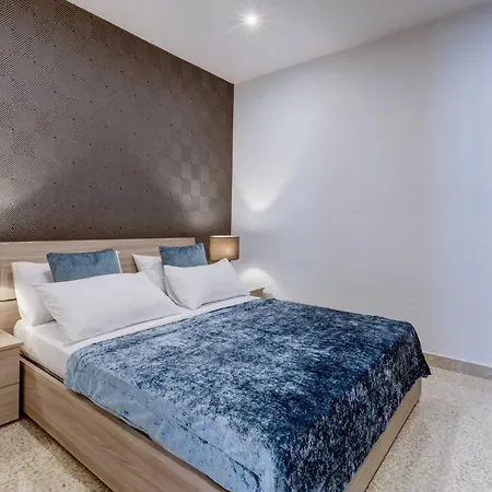 Apartman Uptown By Homely