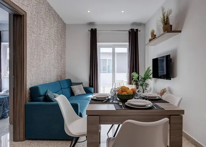 Uptown By Homely شقة *