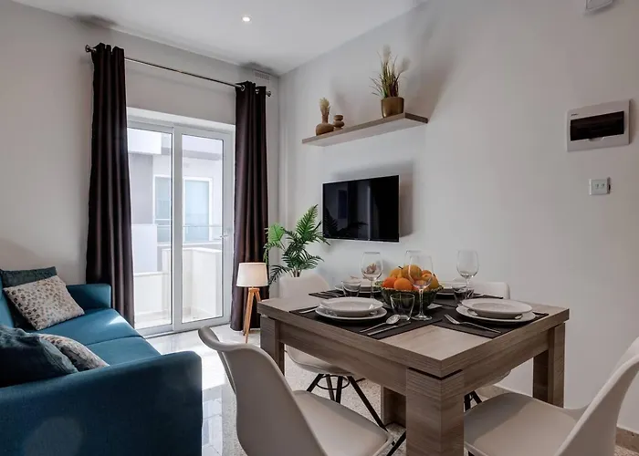 Uptown By Homely شقة *